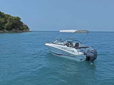 YachtCharter in Rovinj - Jeanneau Cap Camarat 5.5 BR auf SamBoat