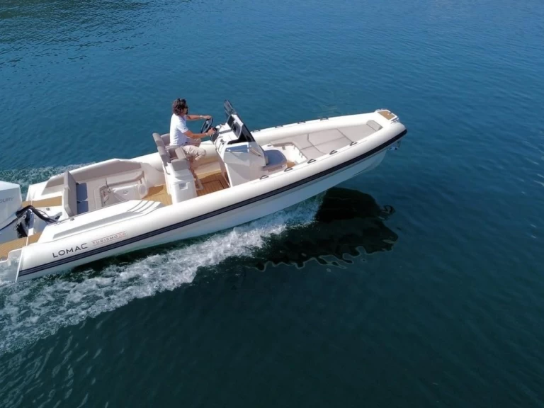 Vermietung Schlauchboot Lomac mit Führerschein