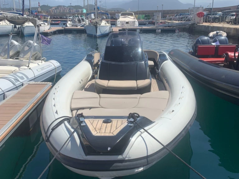 Bootsverleih Lomac Adrenalina 7.0 Ajaccio Samboat