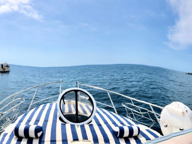 YachtCharter in Menton - Cranchi Zaffiro 28 auf SamBoat