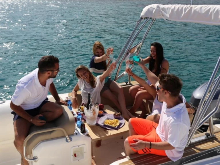 Schlauchboot mieten in Empuriabrava - Capelli Tempest 775