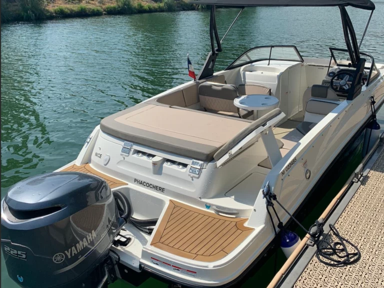 Motorboot mieten in Cannes zum besten Preis