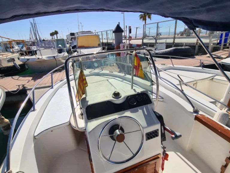YachtCharter in l'Estartit - Capelli Cap 18 auf SamBoat