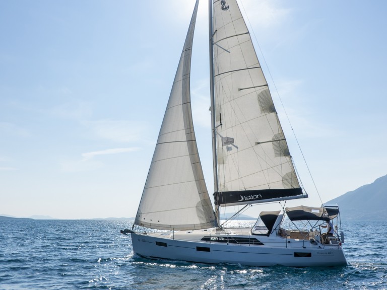 Ein Bénéteau Oceanis 41.1 mieten in Lefkas Marina