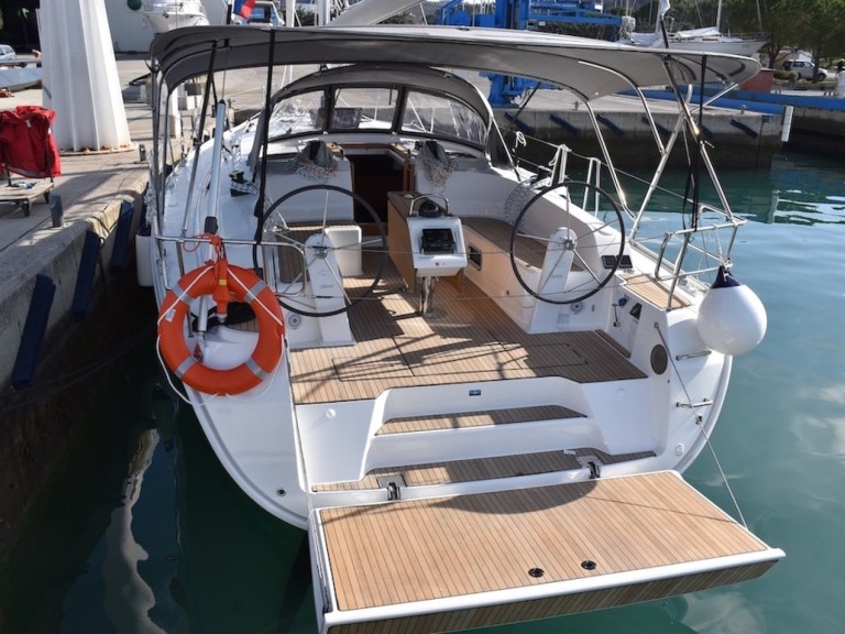 Bootsverleih Bavaria Cruiser 46 Seget Donji Samboat