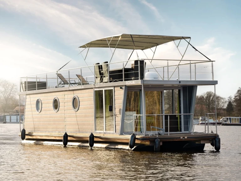 YachtCharter in Waren (Müritz) - D13 Woma D13 - Standard auf SamBoat