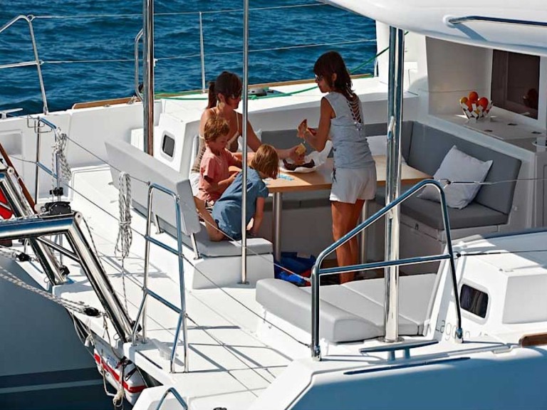 Lagoon Lagoon 450 F mieten Seget Donji