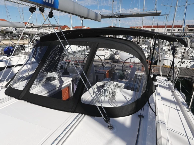 Ein Bavaria Bavaria C42 mieten in Pirovac