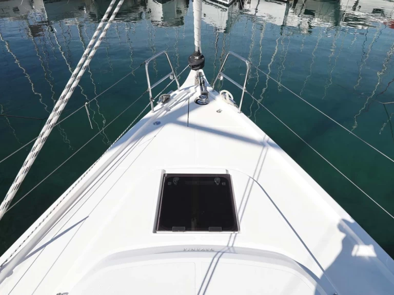 YachtCharter in Biograd na Moru - Bavaria Bavaria C42 auf SamBoat