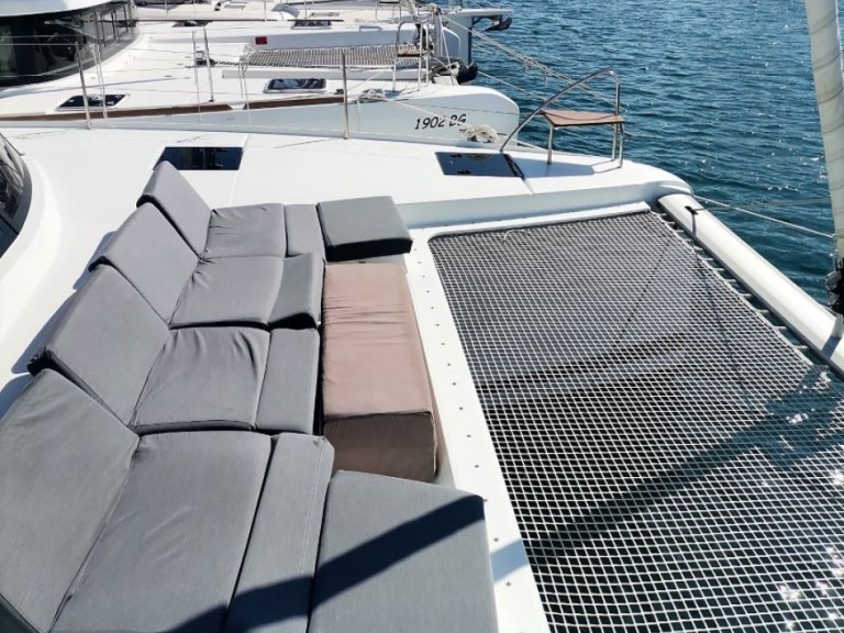 Fountaine Pajot Astrea 42 mieten SCT Marina Trogir