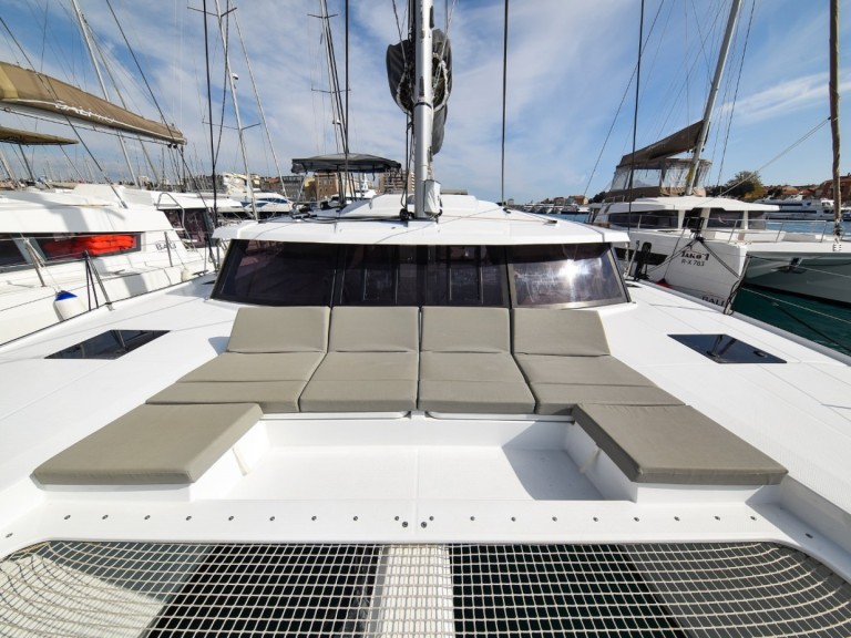 Katamaran mit oder ohne Skipper Fountaine Pajot mieten in Zadar