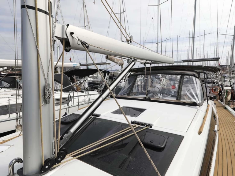 Boot mieten Trogir günstig Dufour 430