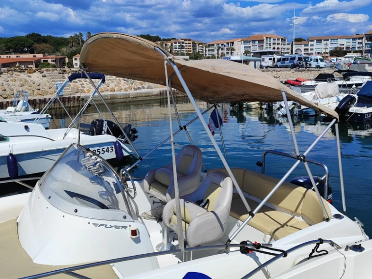 Vermietung Motorboot Bénéteau mit Führerschein