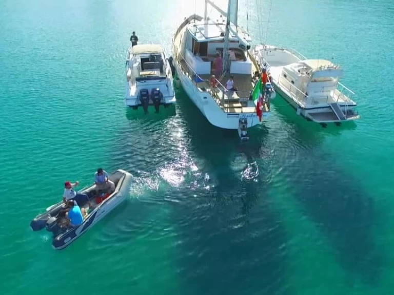 Boot mieten Playa de Talamanca günstig Pacific 77