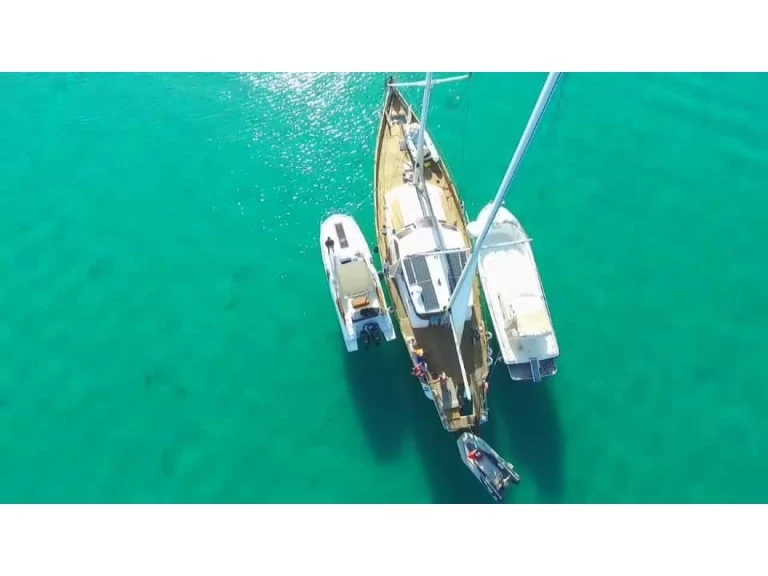 Bootsverleih  Pacific 77 Playa de Talamanca Samboat