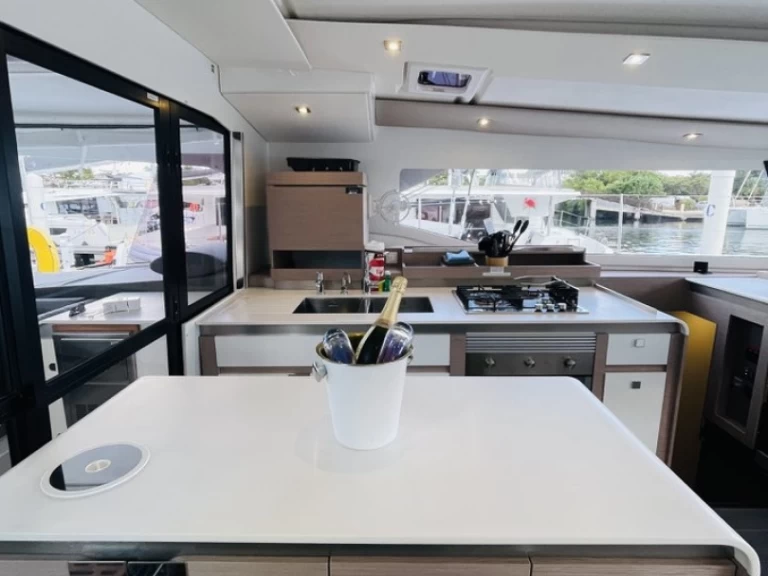 Vermietung Katamaran Fountaine Pajot mit Führerschein