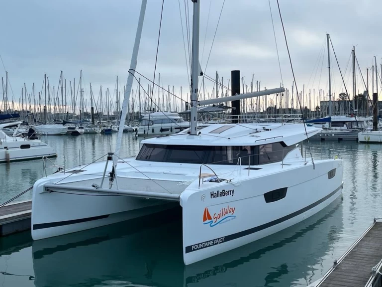 YachtCharter in Adaköy - Fountaine Pajot Elba 45 auf SamBoat