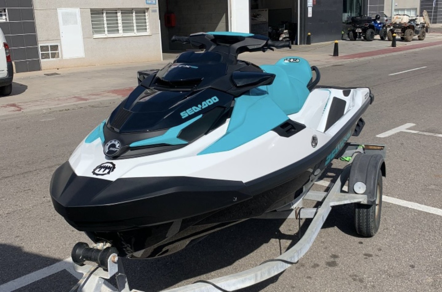 Ein Sea-Doo GTX PRO mieten in Real Club Nautico Denia