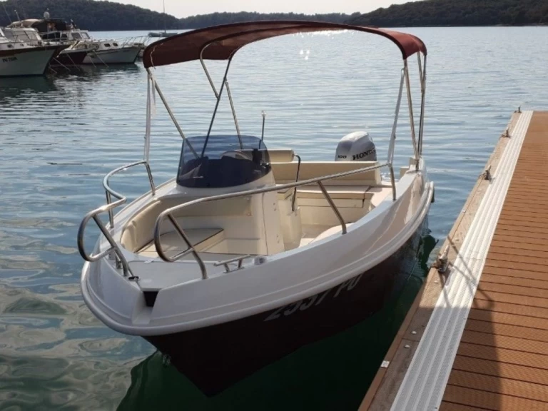 YachtCharter in Pula - Quicksilver 5.30 OPEN auf SamBoat
