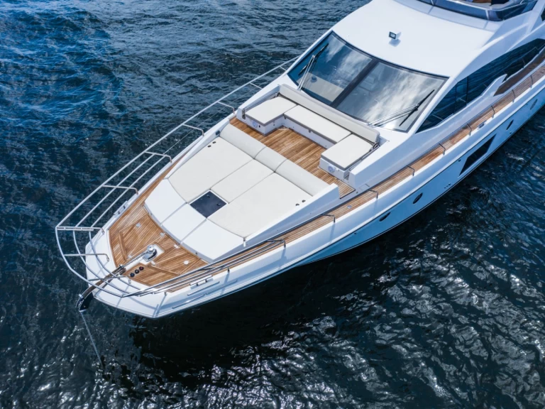 Yacht mit oder ohne Skipper Azimut mieten in Miami