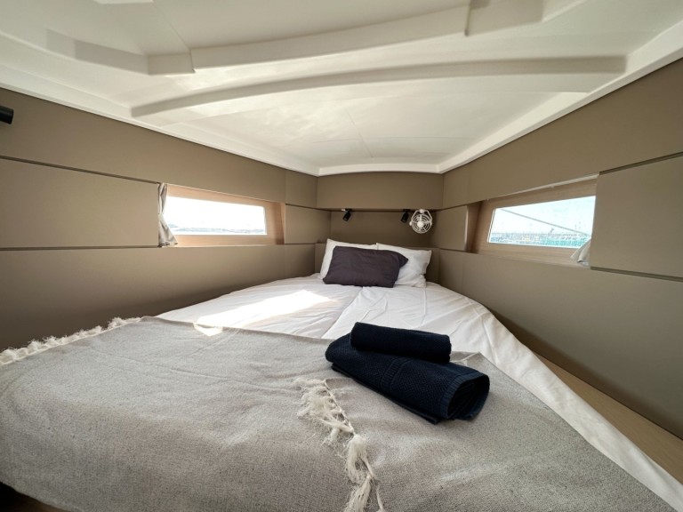Bootsverleih Bénéteau Oceanis 38.1 Cambrils Samboat