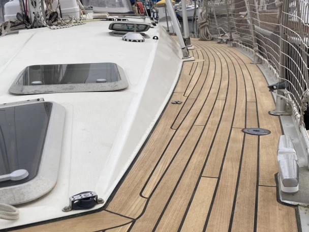 YachtCharter in La Seyne-sur-Mer - Jeanneau Sun Odyssey 45.1 auf SamBoat