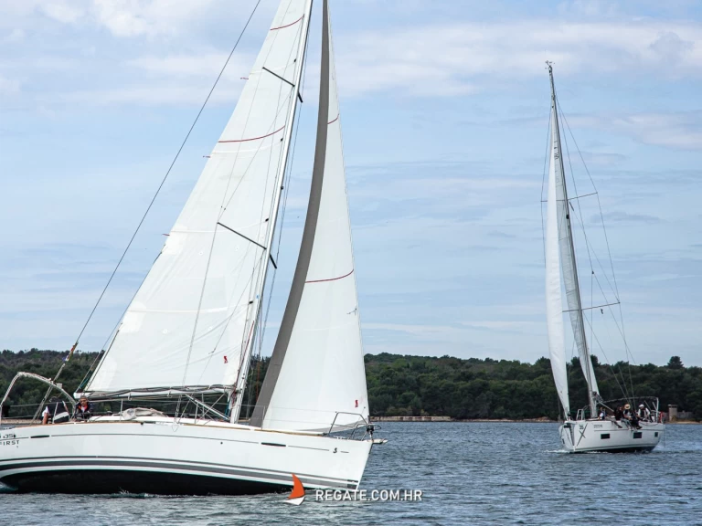 YachtCharter in Pula - Bénéteau First 35 auf SamBoat
