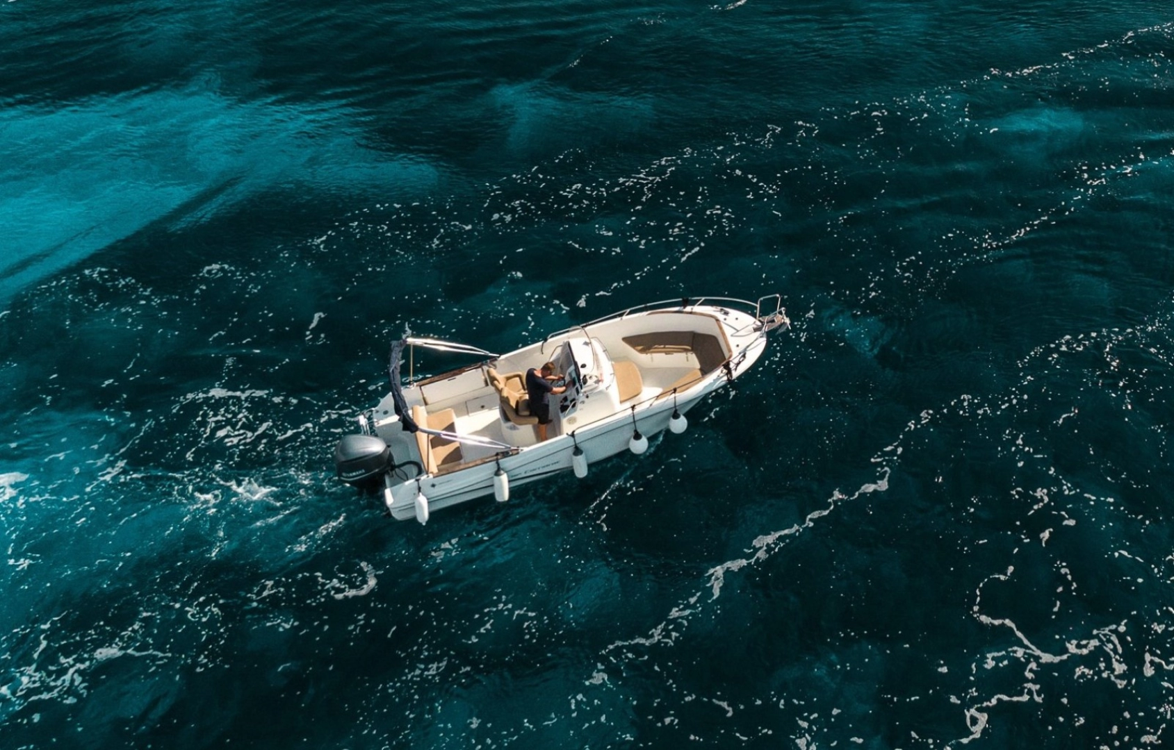 Motorboot mieten in Vela Luka zum besten Preis