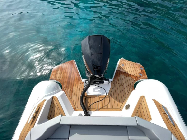 Schlauchboot mit oder ohne Skipper Renier mieten in Le Lavandou