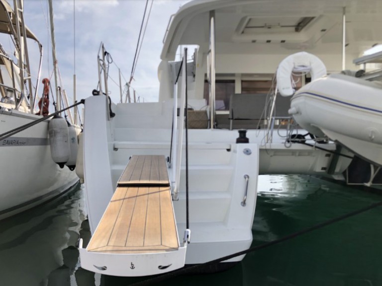 Katamaran mit oder ohne Skipper Lagoon mieten in Álimos