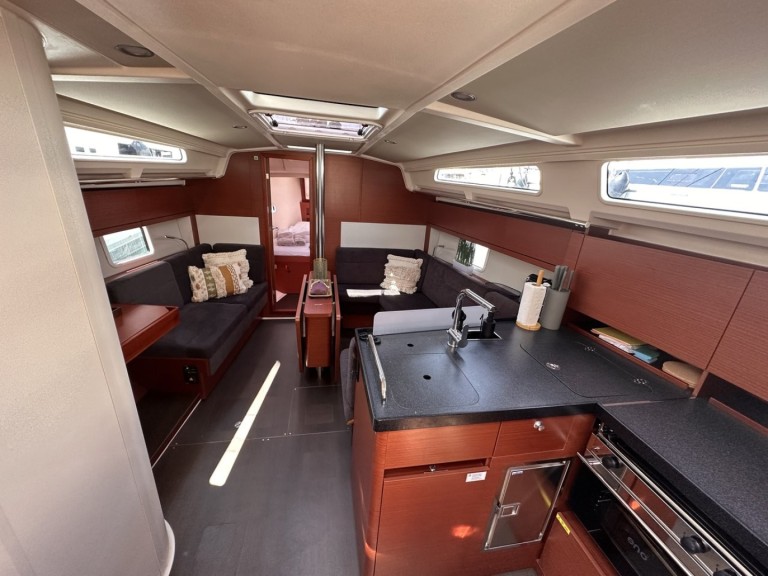 Ein Hanse Hanse 388 mieten in Seget Donji