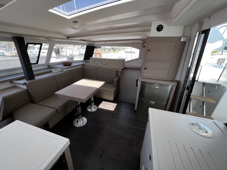 Fountaine Pajot Astrea 42 mieten Sukošan
