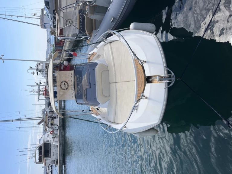 Motorboot mit oder ohne Skipper Sessa Marine mieten in Fréjus