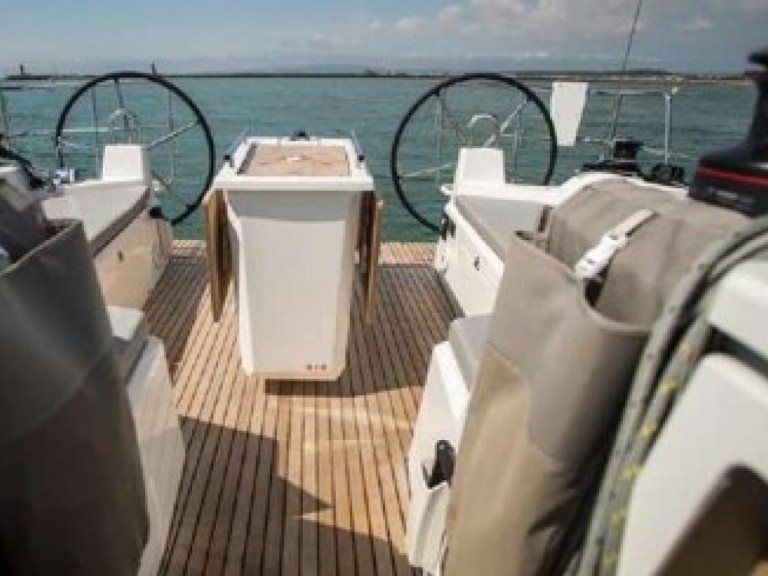 Vermietung Segelboot Bénéteau mit Führerschein