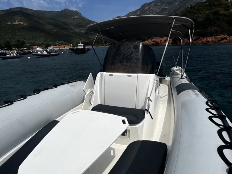 Schlauchboot mit oder ohne Skipper Kelt mieten in Porto-Vecchio