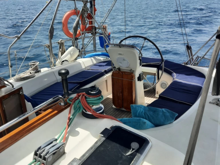 Ein Bavaria Bavaria 40 mieten in Xemxija