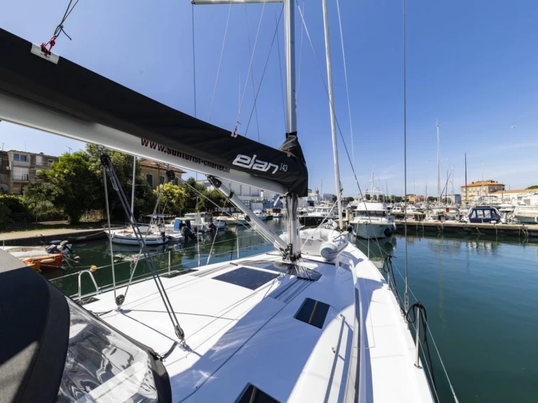 Segelboot mit oder ohne Skipper Elan mieten in Zadar