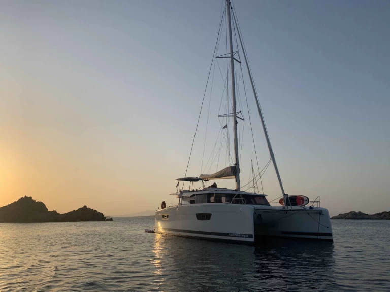 Katamaran mieten in Saint-Tropez - Fountaine Pajot Astrea 42