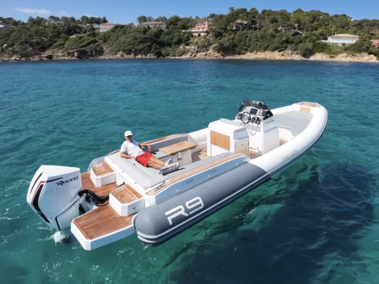 YachtCharter in Port du Lavandou - Renier Renier R9 Tourer auf SamBoat