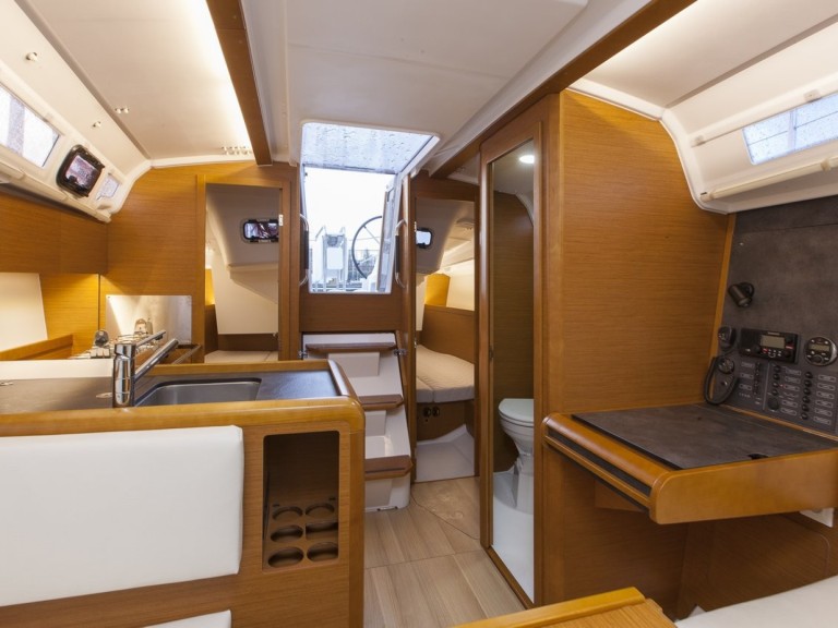 Boot mieten Biograd na Moru günstig Sun Odyssey 349