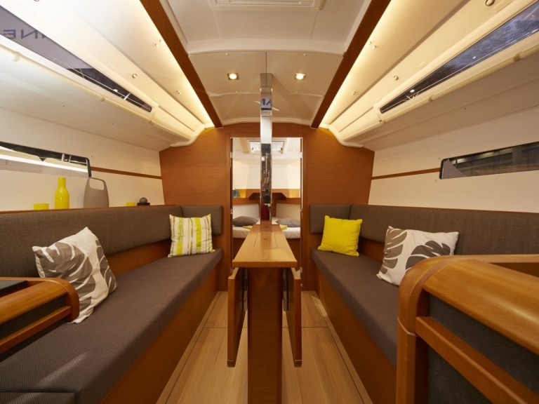 YachtCharter in Biograd na Moru - Jeanneau Sun Odyssey 349 auf SamBoat