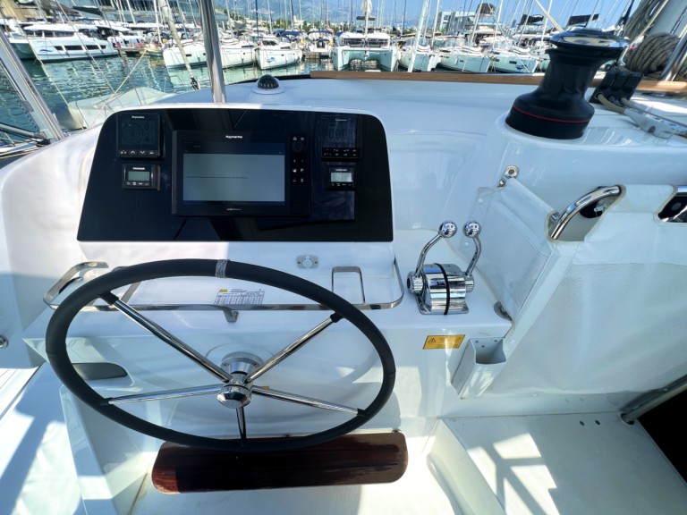 Katamaran mieten in Kaštela zum besten Preis