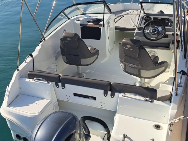 Motorboot mieten in Rovinj - Jeanneau Cap Camarat 5.5 BR