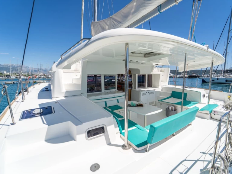 Vermietung Katamaran Lagoon mit Führerschein