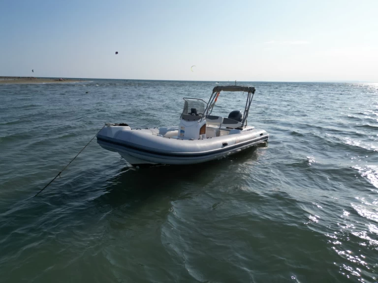Ein Yamaha FX SHO mieten in La Grande-Motte