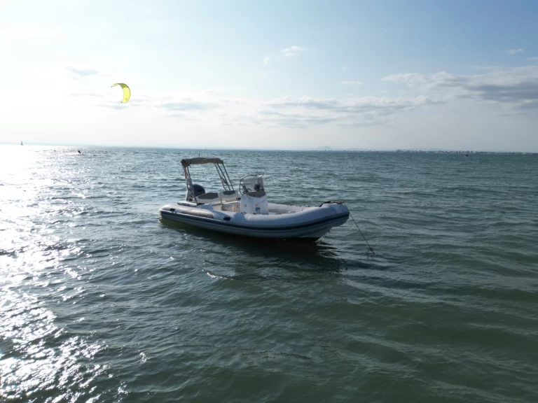 Boot mieten La Grande-Motte günstig FX SHO