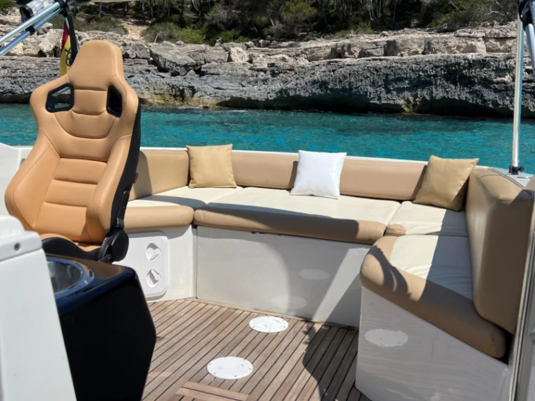 Motorboot mit oder ohne Skipper Wellcraft mieten in Cala d'Or