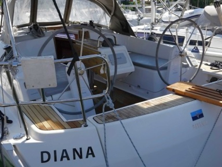 Bavaria Cruiser 37 mieten Zadar