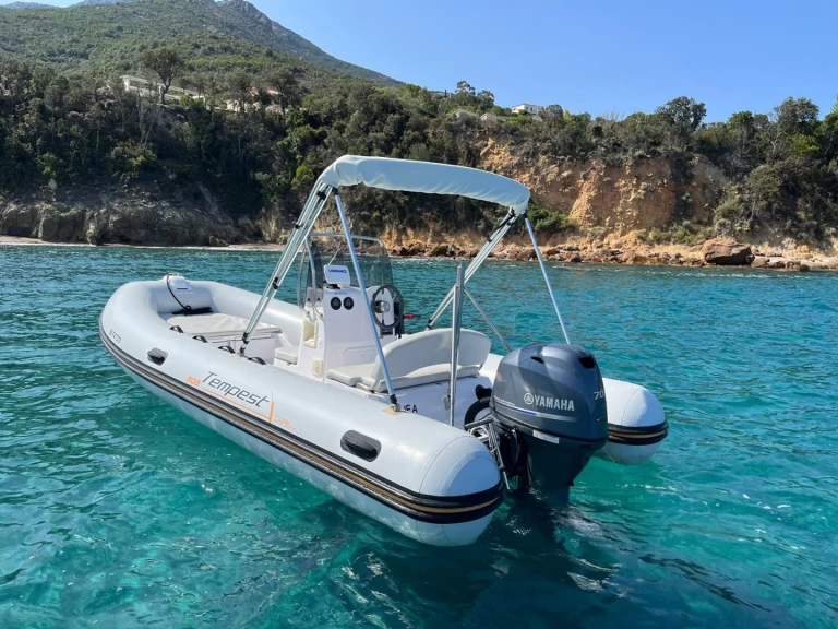 Capelli Capelli 505 mieten Galéria