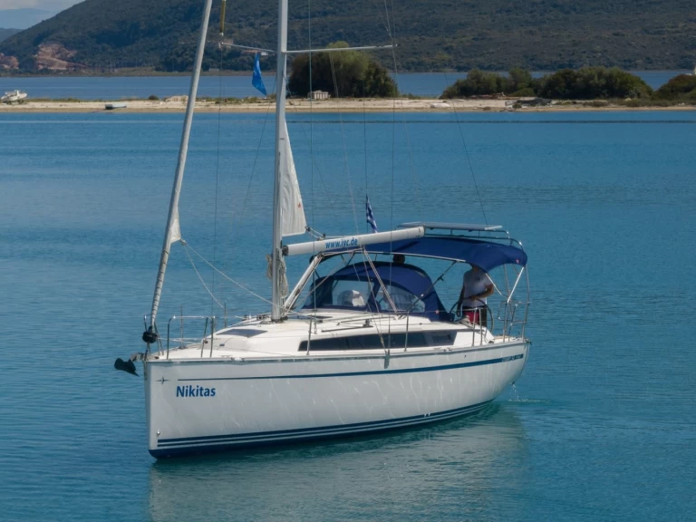 Ein Bavaria Cruiser 34 mieten in Lefkáda